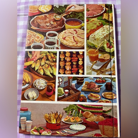 Vintage Better Homes & Gardens (Barbecues and Picnics)Cookbook Meredith 1963 - Picture 2 of 7